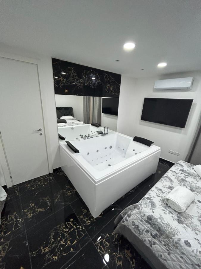 Giovanni Luxury Suites * Napels